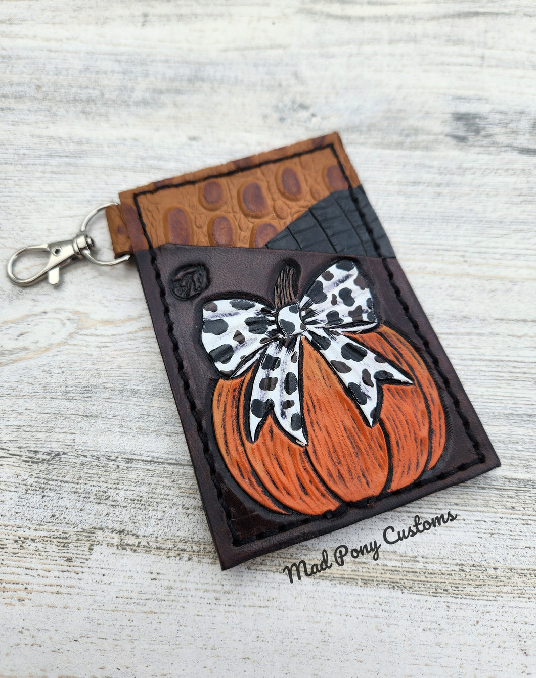 Pumpkin cardholder